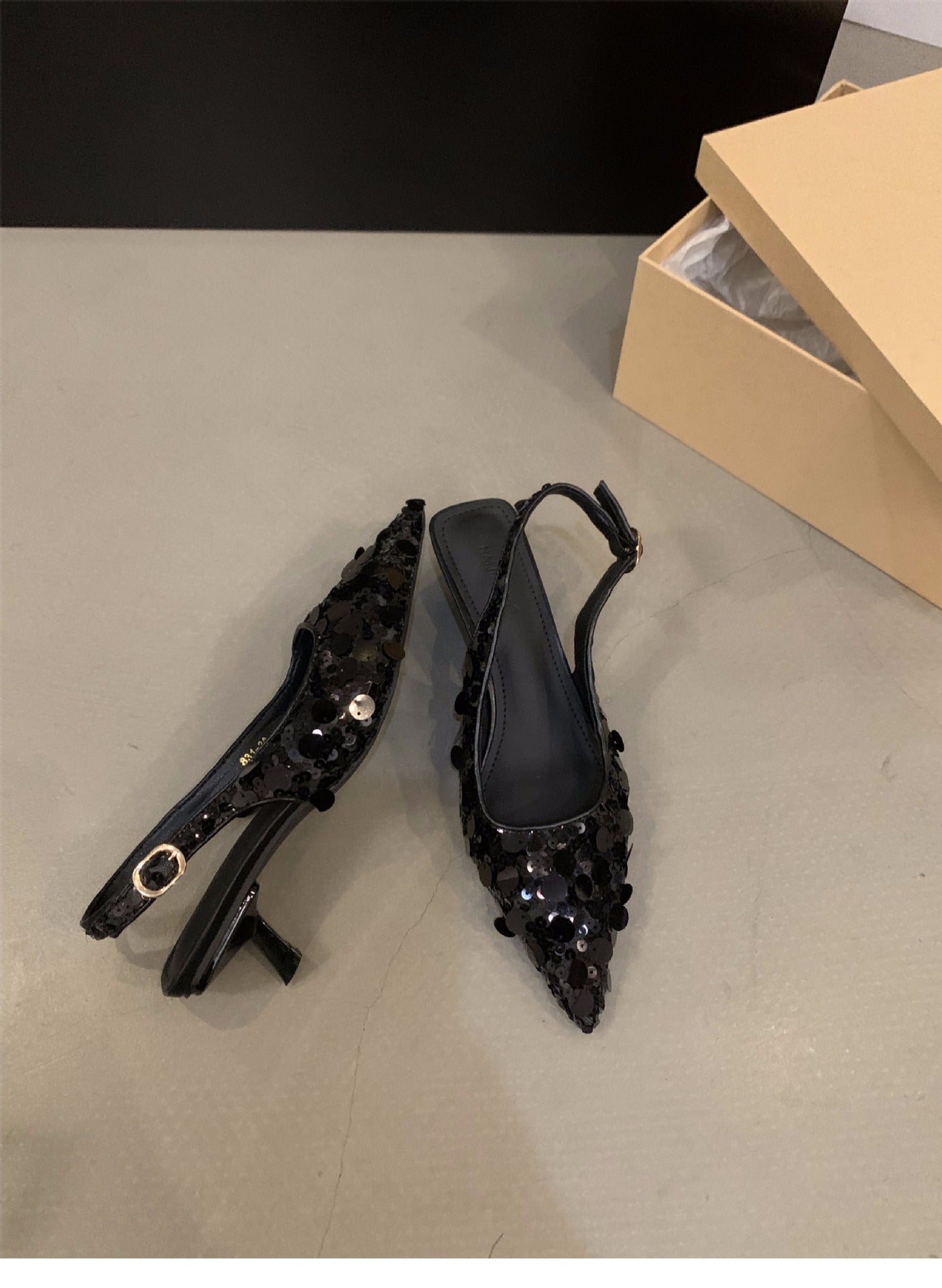 French Minority High Heel Silver Temperament Closed Toe Sandals